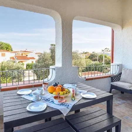 Casa Mambo Апартаменты Сан-Теодоро